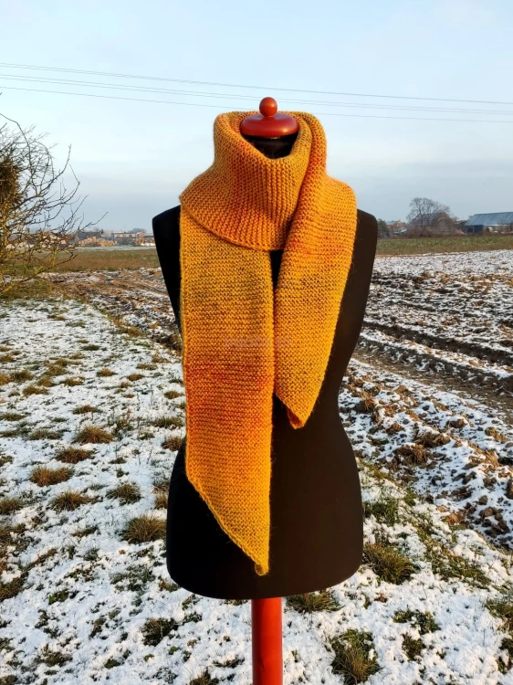 długi szal kolory jesieni.