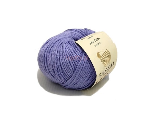Motek lawendowej włóczki Gazzal Baby Cotton XL numer 3420 o miękkiej, matowej strukturze.
