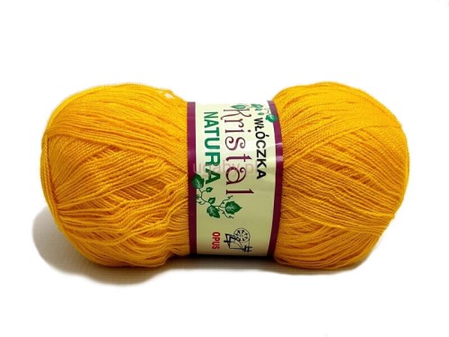 Akrylowa włóczka Kristal Natura w nasyconym żółtym kolorze o numerze 32.