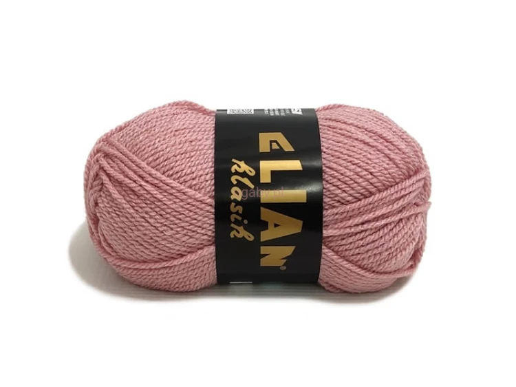 Włóczka Elian Klasik w kolorze pudrowego różu numer 10275 – motek pastelowej przędzy akrylowej do robótek na drutach i szydełku.