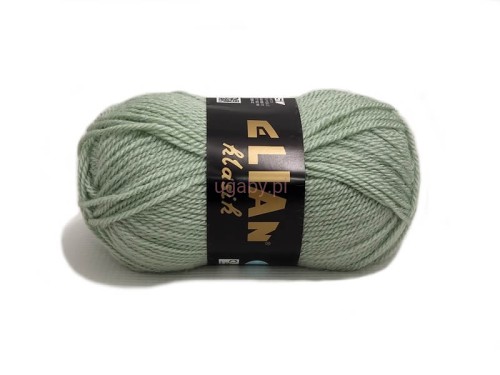 Włóczka Elian Klasik w pastelowym kolorze pistacjowym numer 515 – motek miękkiej zielonej przędzy akrylowej.