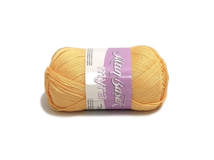 Włóczka Myra 0001 w kolorze bananowym – bawełniany motek o gładkim splocie i miękkim wykończeniu, idealny na letnie robótki.