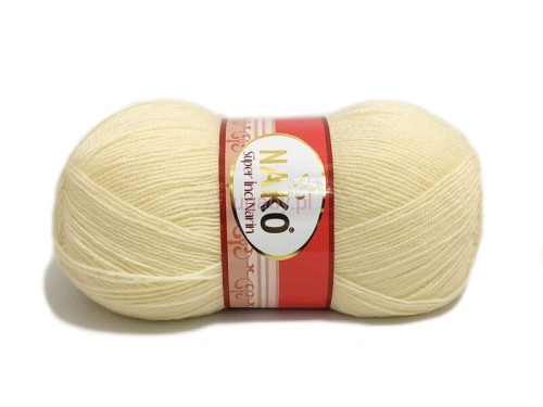 Włóczka Nako Super Inci Narin kolor kremowy 256 – cienka przędza wełniana z akrylem.