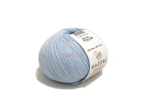 Włóczka Gazzal Baby Cotton 3429 błękitna, mieszanka bawełny z akrylem, motek 50g na odzież dla dzieci.