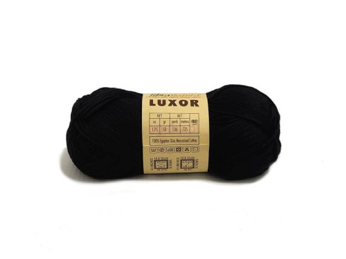 Czarna włóczka Luxor 105-25 z egipskiej bawełny merceryzowanej – motek z wyraźnym splotem i delikatnym połyskiem.