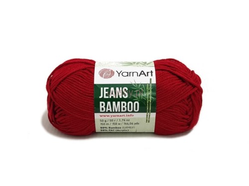 Motek włóczki YarnArt Jeans Bamboo w głębokim kolorze karminowym (145) na białym tle.