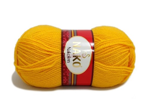 Żółta włóczka Nako Nakolen, kolor numer 3052. Ciepła i miękka mieszanka wełny z akrylem.