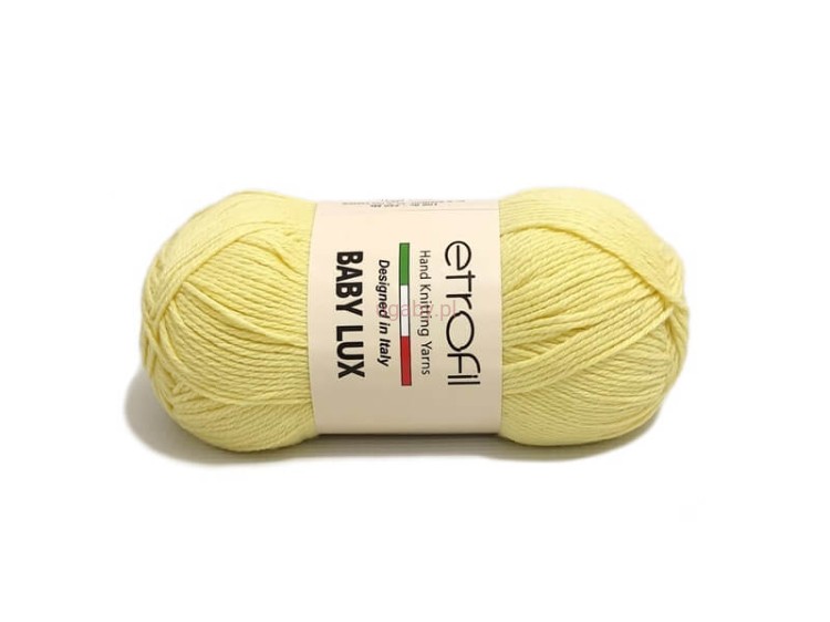 Motek włóczki Etrofil Baby Lux w kolorze jasnobananowym z jasną etykietą na białym tle.