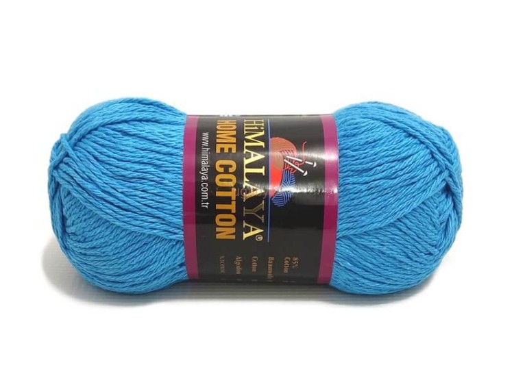 Niebieski motek włóczki Himalaya Home Cotton 122-18 z czarno-fioletową banderolą na białym tle.