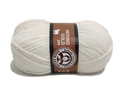 Motek włóczki Madame Tricote Paris Merino Gold 200 w kolorze białym o numerze 100.