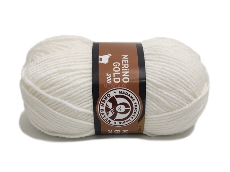 Motek włóczki Madame Tricote Paris Merino Gold 200 w kolorze białym o numerze 100.