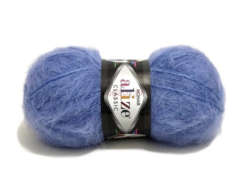 Puszysta włóczka Alize Mohair Classic nr 40 w kolorze jasnego atramentu. Miękka wełna z moherem na ciepły sweter.