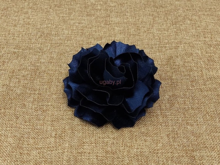 satynowy kwiatek