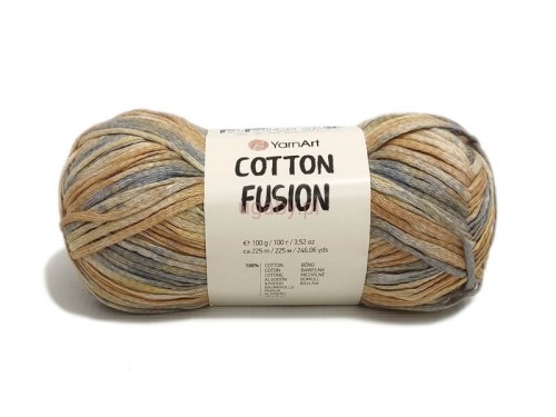 Włóczka Cotton Fusion 3656 – bawełniana tasiemka, melanż kolorów brązowego, szarego i beżowego.