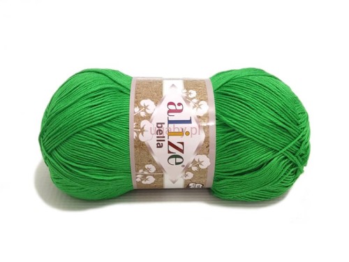 Motek bawełnianej włóczki Alize Bella w kolorze zielonym o numerze 455.