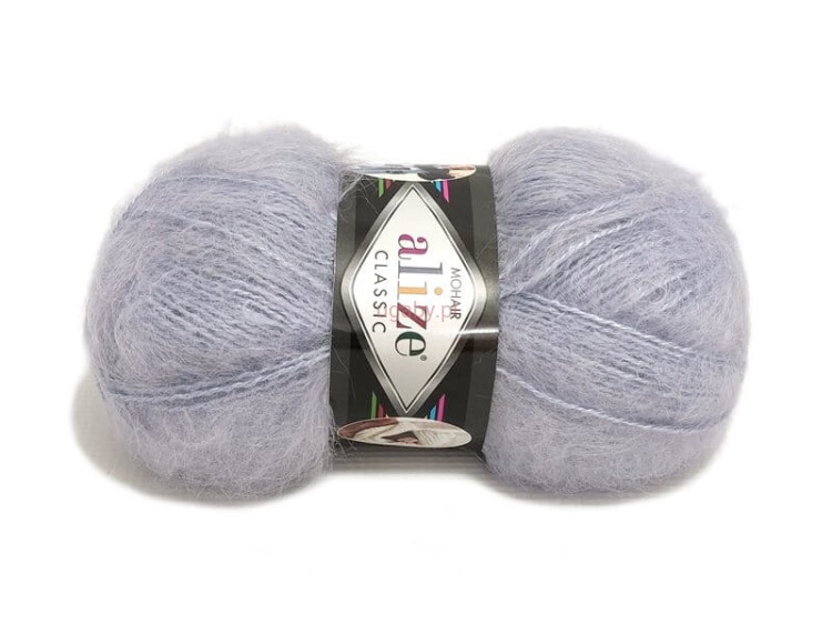 Puszysta włóczka Alize Mohair Classic nr 224 w kolorze gołębim. Miękka wełna z moherem na sweter i szal.
