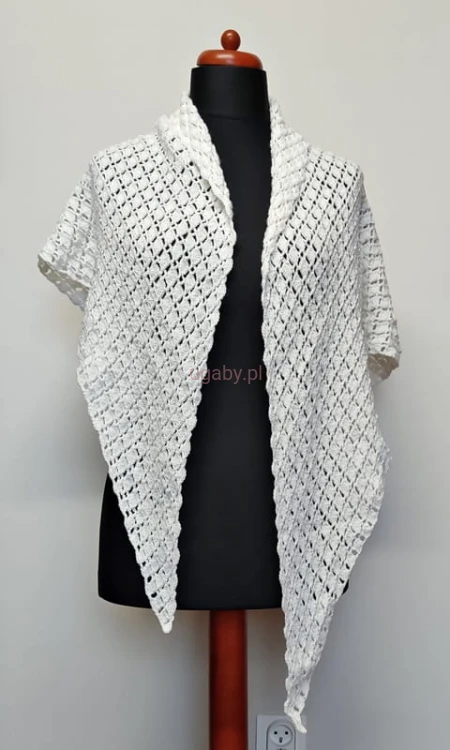 chusta w kolorze śmietankowym