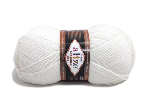 Włóczka Alize Lanagold Fine kolor 55 biały, cienka i wydajna mieszanka wełny z akrylem o gładkim splocie.