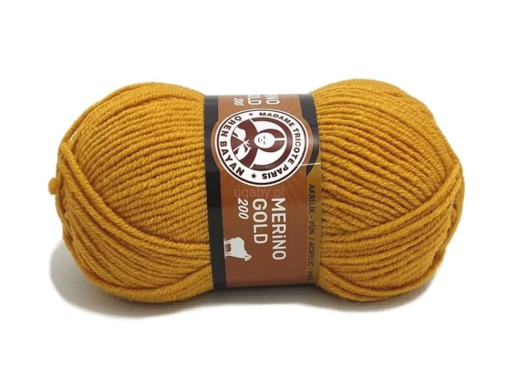 Motek włóczki Madame Tricote Paris Merino Gold 200 w kolorze bursztynowym o numerze 115.