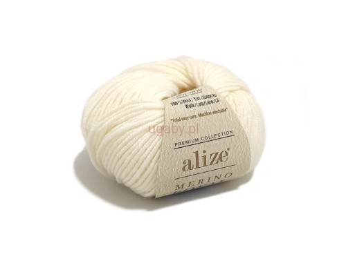 Motek włóczki Alize Merino Royal w kolorze ecru nr 62. Jasna, śmietankowa wełna 100% merino o gładkim splocie i puszystej strukturze.